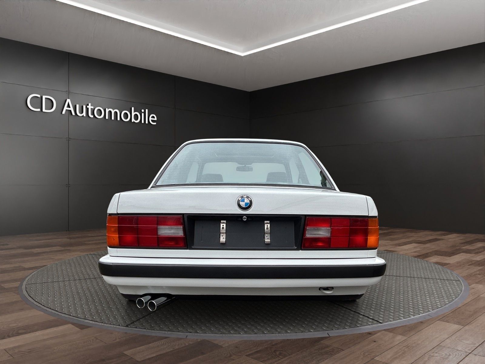 Fahrzeugabbildung BMW 320i E30/Automatik/Leder/H-Zulassung