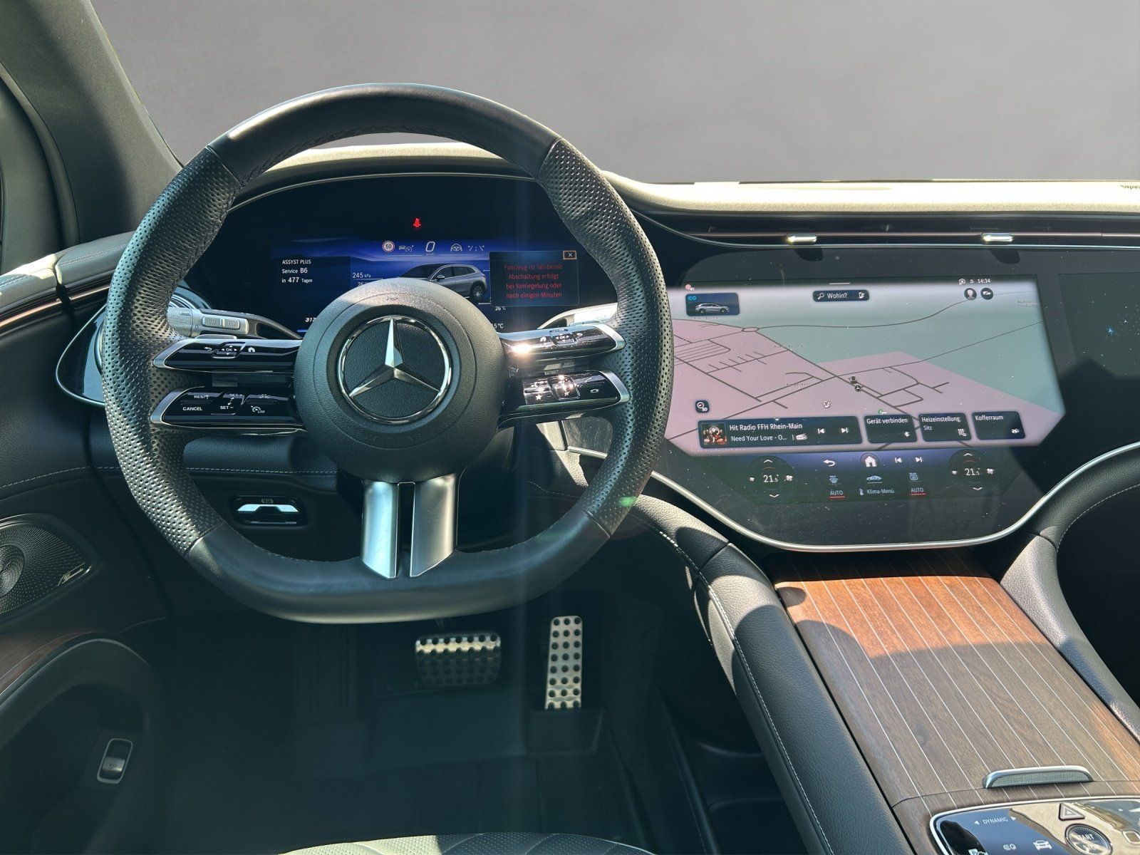 Fahrzeugabbildung Mercedes-Benz EQS 500 SUV AMG Distro PANO Burme Airmatic 360°