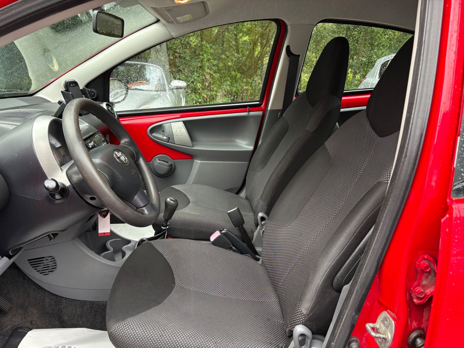 Fahrzeugabbildung Toyota Aygo AYGO * TÜV & Ölwechsel NEU *