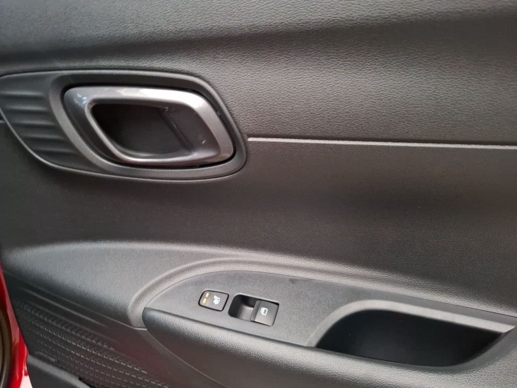 Fahrzeugabbildung Hyundai i20 1.0 T-GDI 6-MT Prime 4xSHZ Akustikglas Kam.