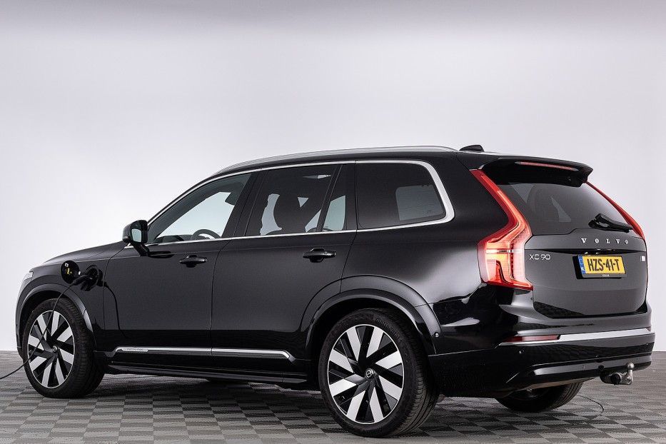Volvo XC90 2.0 T8 Recharge AWD Ultra Bright | B&W | lu imagem 2