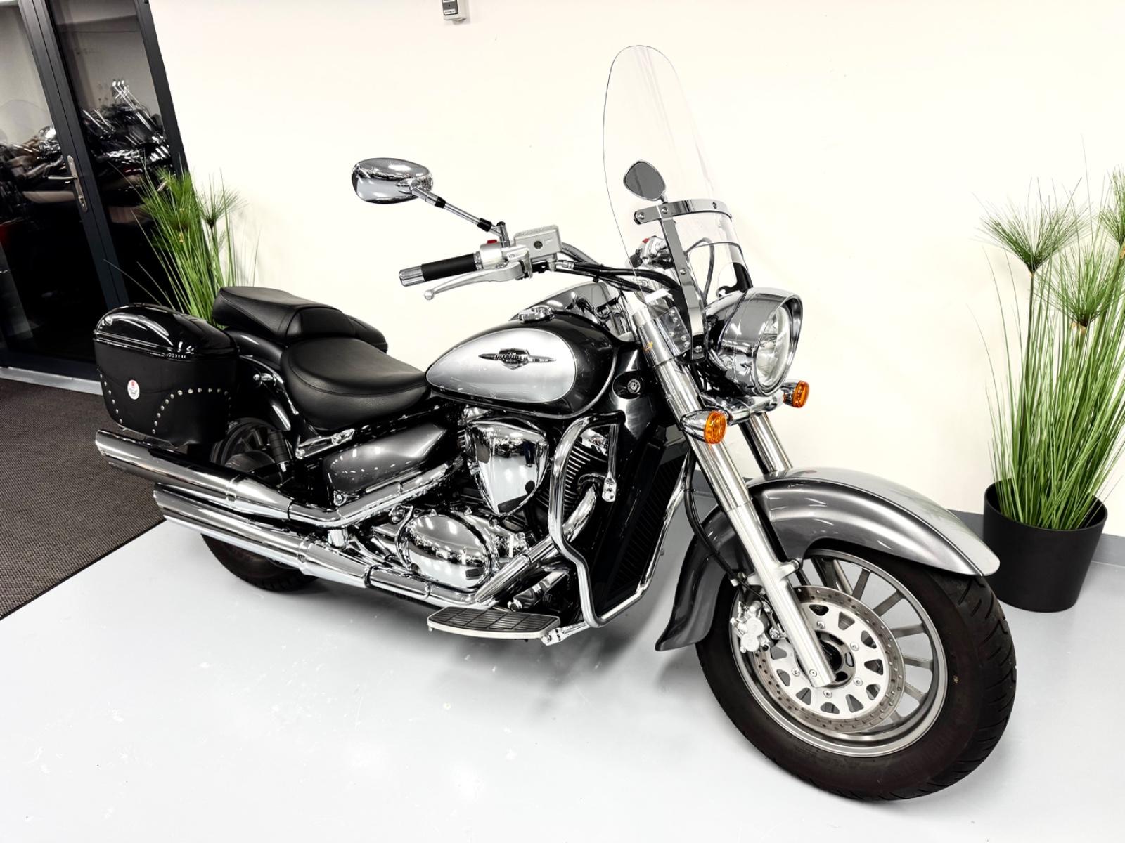 Suzuki C 800 VL nur 9.660 km! TOP-AUSSTATTUNG! Einspr.