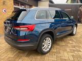 Skoda Kodiaq Style 2.0 TSI 4x4 360° AHK CarPlay Pano - mit Benzin-Antrieb: Geländewagen
