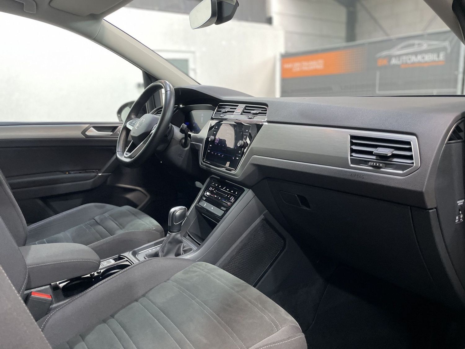 Fahrzeugabbildung Volkswagen Touran Comfortline#LED#ACC#Virtual#Spur#Alcantar