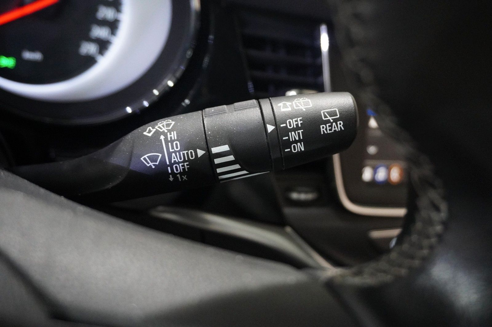 Fahrzeugabbildung Opel Astra K ST 1.4 ELEGANCE NAVI/LED/KAMERA/SPORT/SH