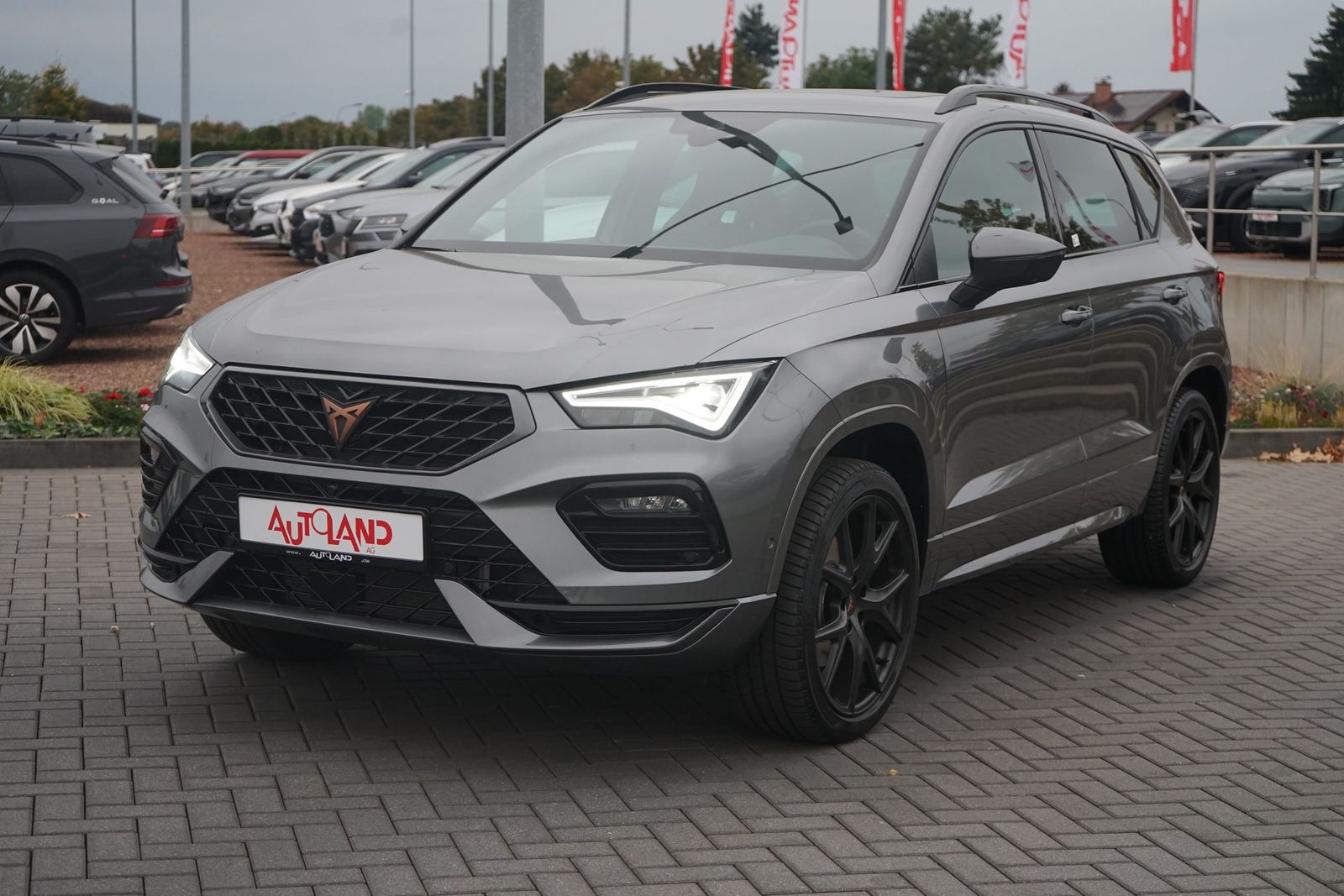 Cupra Ateca 2.0 TSI 4Drive DSG LED ACC Pano AHK imagem 2