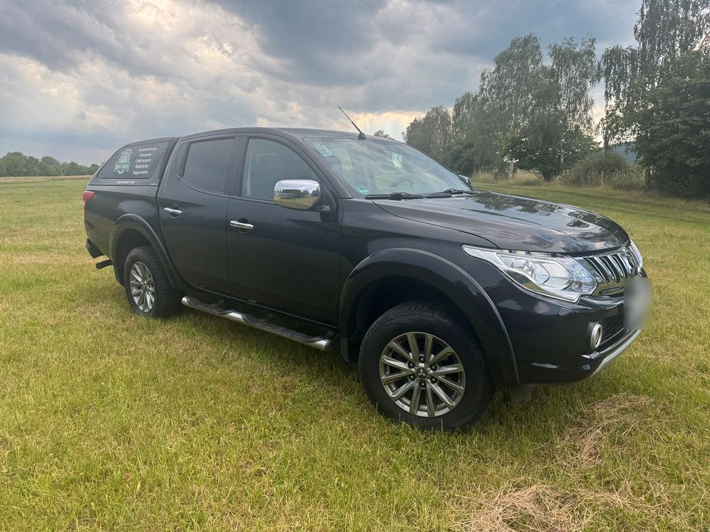 Image of Mitsubishi L200