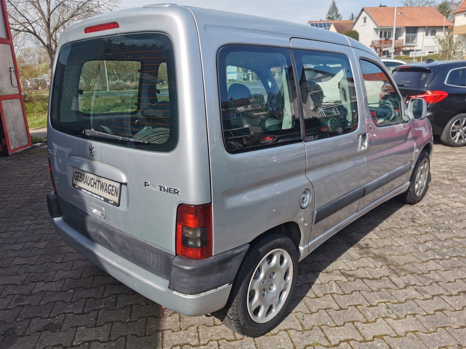 Peugeot Partner Premium Kombi 1,6/ Klima / 5 Sitzer