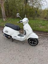 Vespa GTS 300 - VESPA GTS