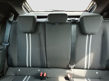 Fotografie 13 des Opel Corsa F GS Kamera Sitz-/Lenkradheizung