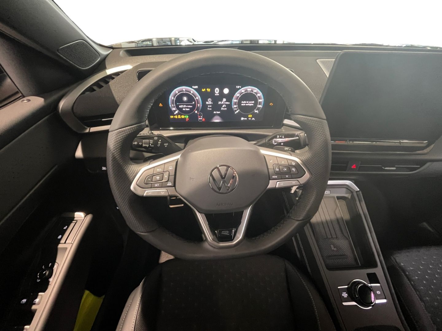 Volkswagen T-Roc - Bild 12