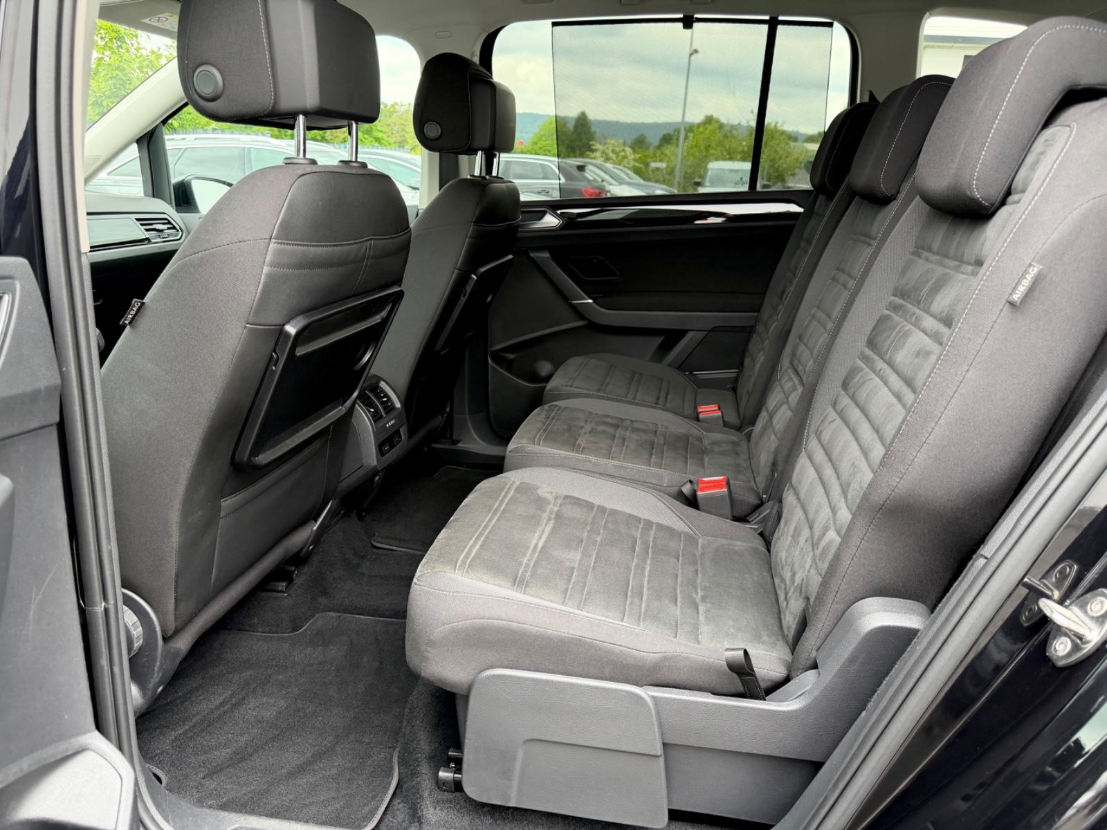 Volkswagen Touran Highline 1.8 TSI DSG /NAVI/LED/ACC/CAM/