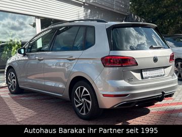 Volkswagen Golf - 6