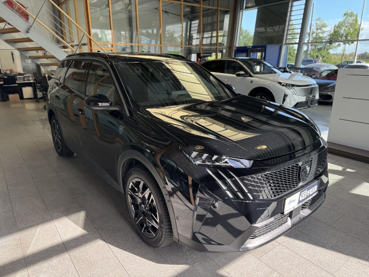 Peugeot 5008 Hybrid 145 GT, 360, ACC! imagem 2