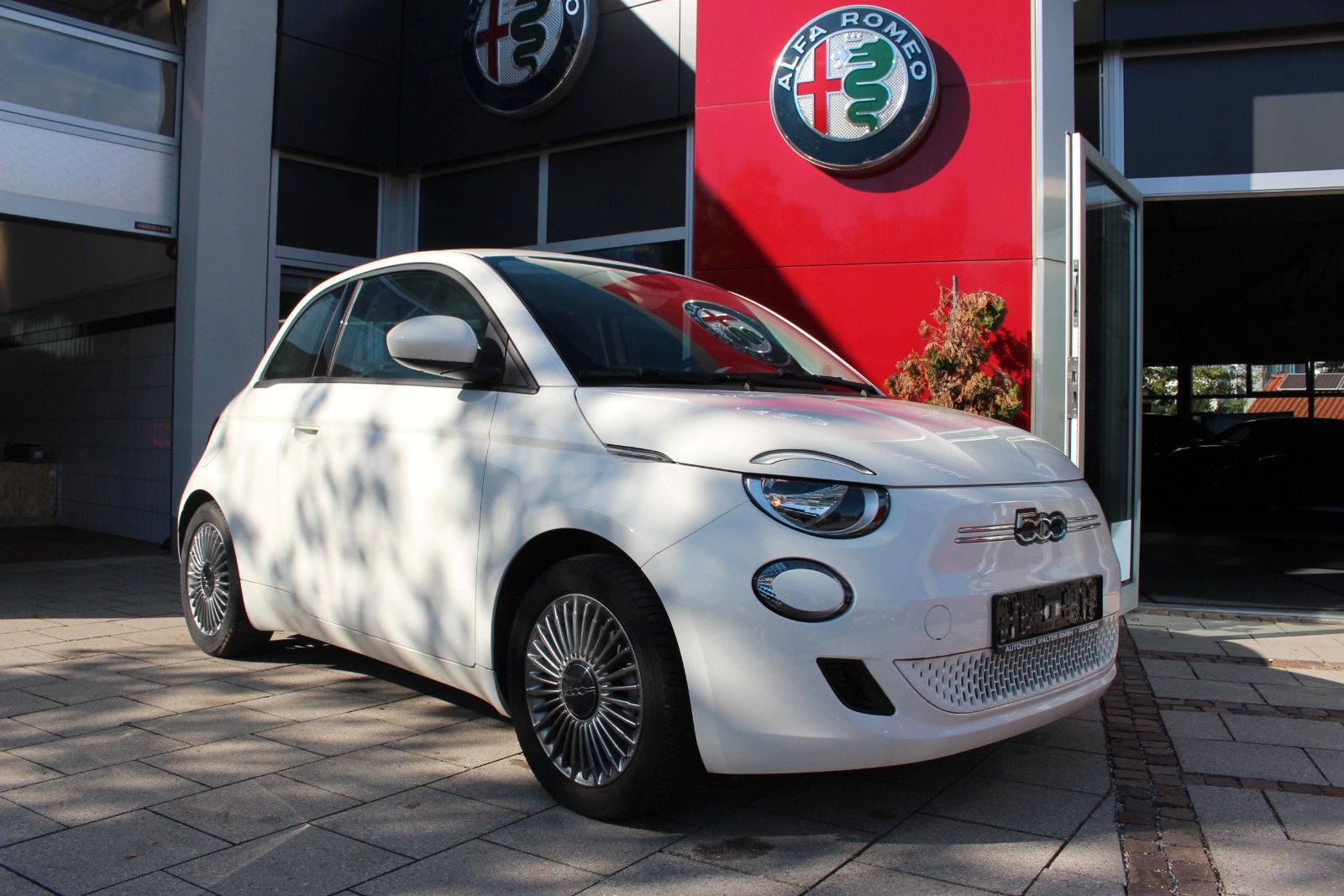 Fiat 500e CARPLAY/ SOH 96,5% imagem 3