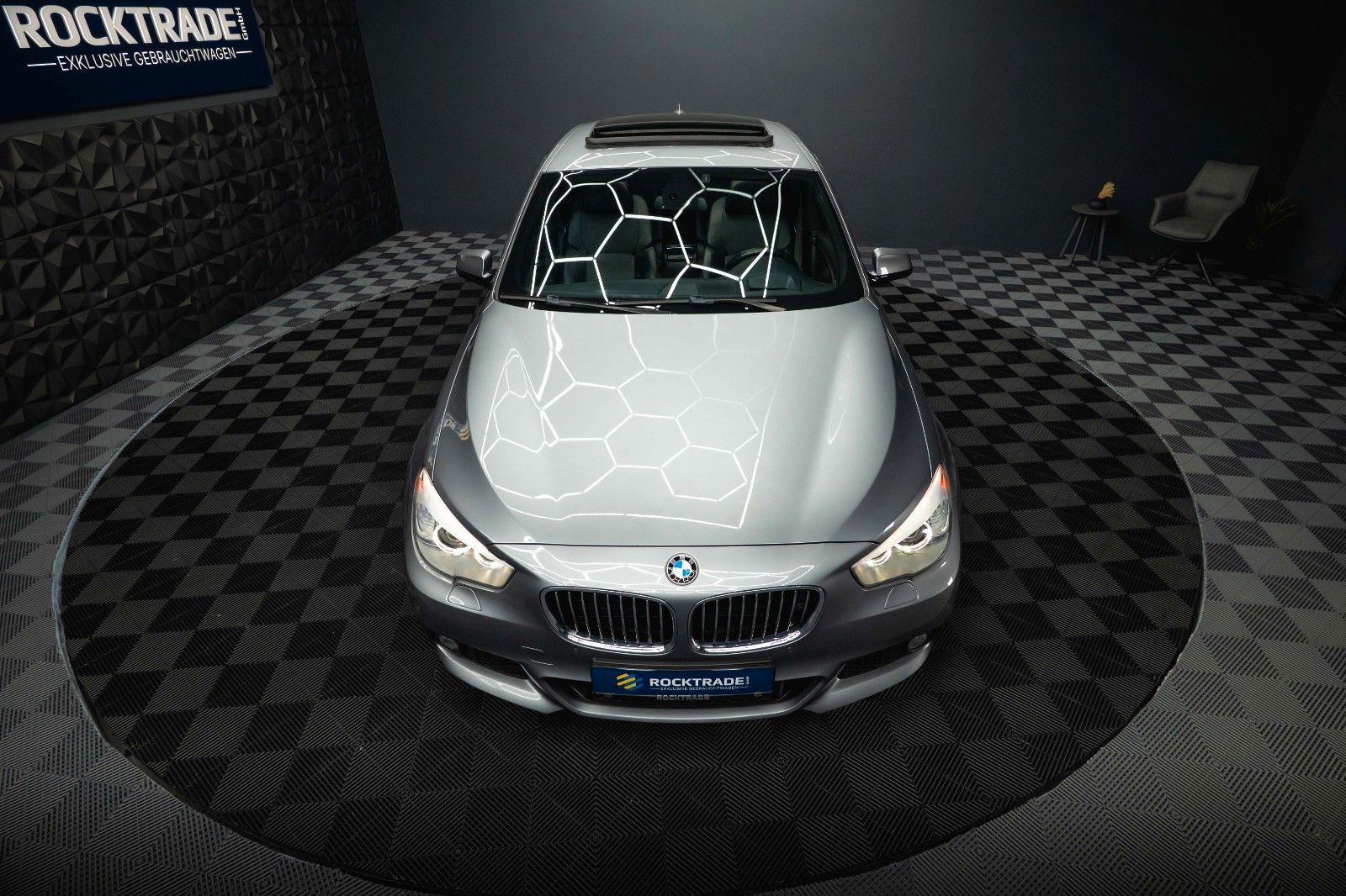 Fahrzeugabbildung BMW 550i xDrive Gran Turismo M-Sport *Pano*ACC*HU*