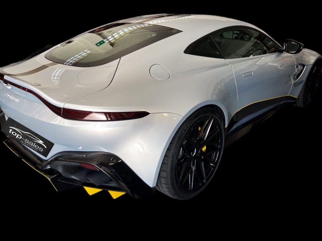 Aston Martin V8 Vantage