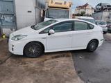Toyota Prius 1.8-l-VVT-i - - Toyota Prius aus 2011 mit Hybrid-Antrieb