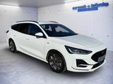 Ford Focus Turnier 1.0 EcoBoost Hybrid Aut. ST-LINE X - Ford Focus: Weiß
