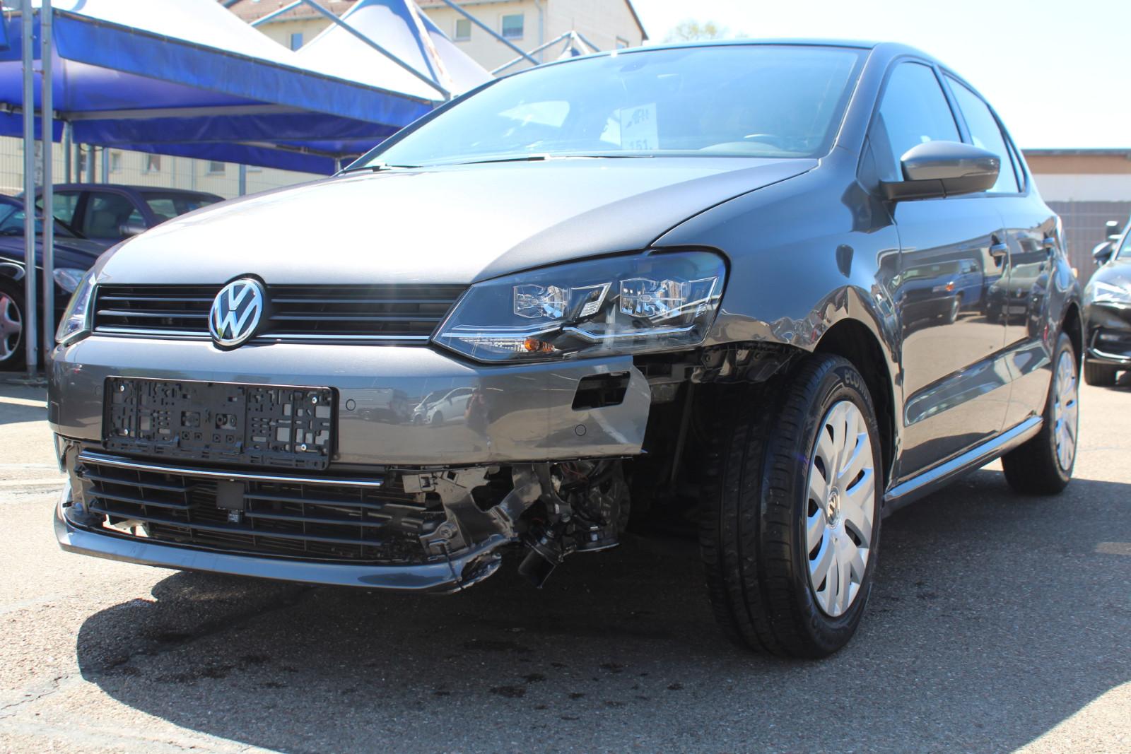 Volkswagen Polo 1.2 TSI DSG Highline Euro6/109 gr co2.