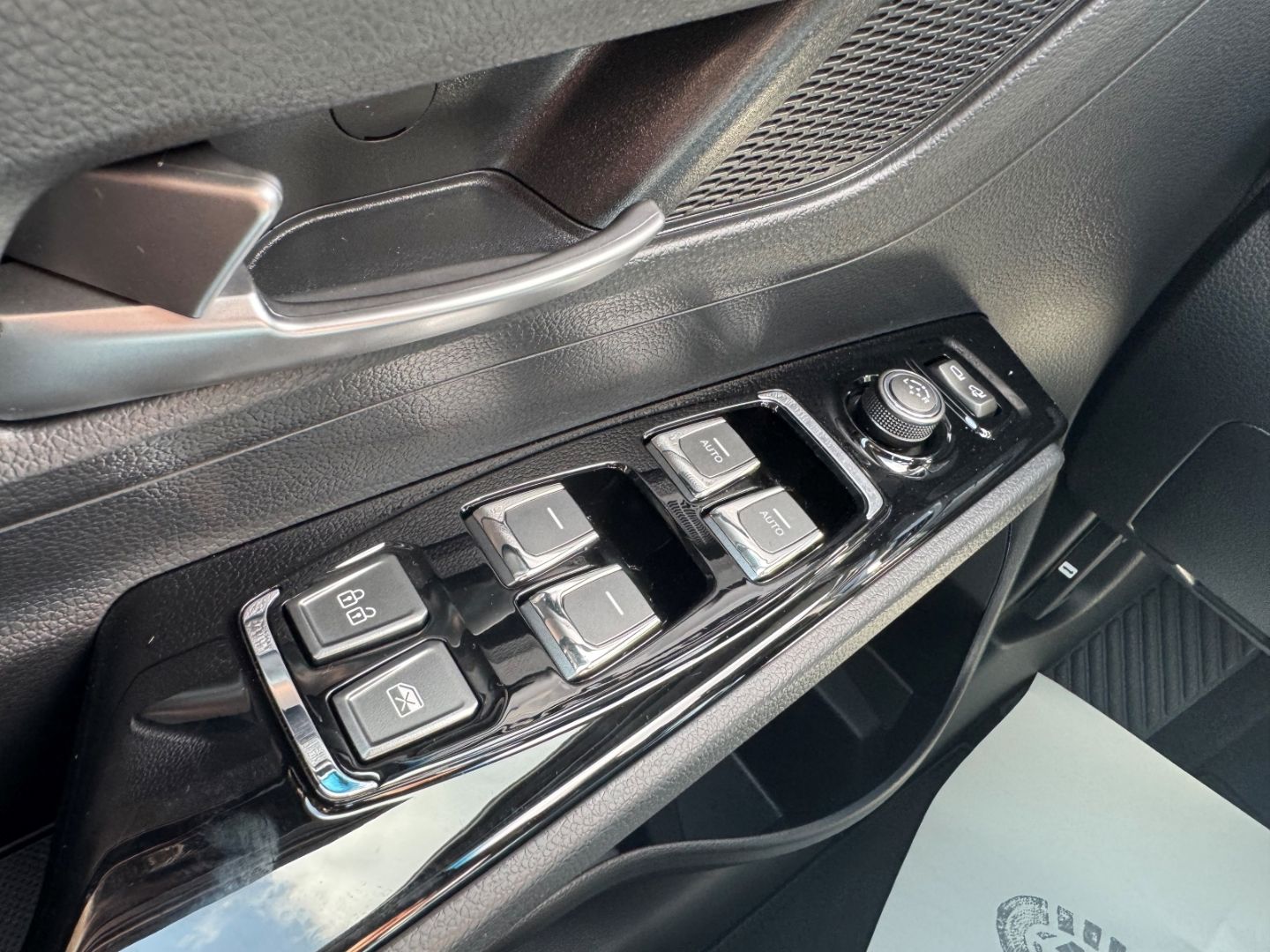 Fahrzeugabbildung KGM Korando Bliss 6/AT 2WD SHZ+LHZ+Kamera