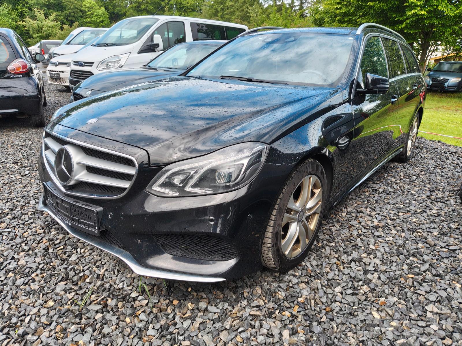 Mercedes-Benz E350 BlueTec 4Matic/AMG/LED/