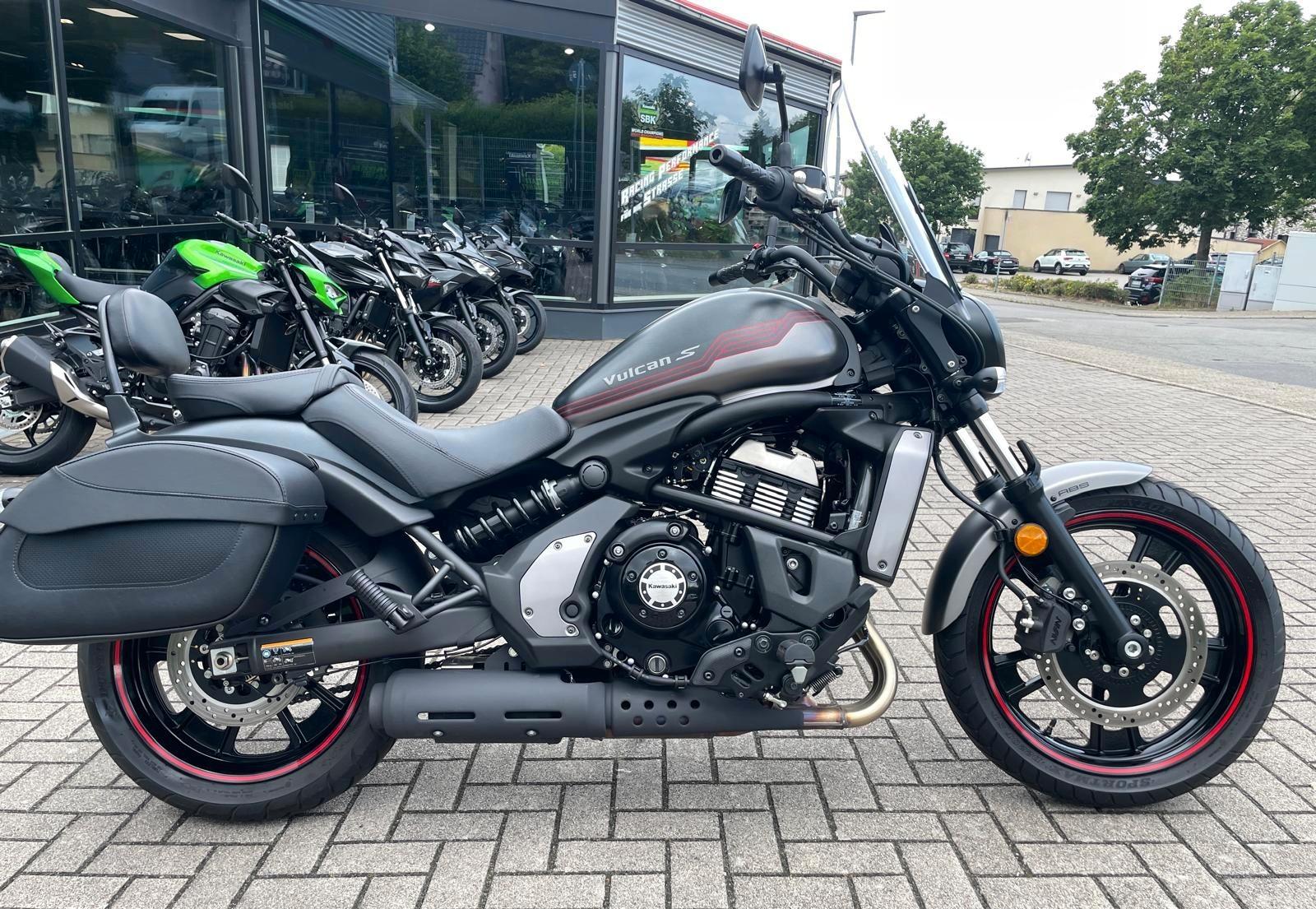 Kawasaki Vulcan S Tourer / Neuzustand / Service neu
