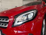 Mercedes-Benz GLA 220*Urban*Autom.*ILS*RFK*Navi*T-Leder*4Matic - gebrauchte Mercedes-Benz GLA 220 aus dem Jahr 2018