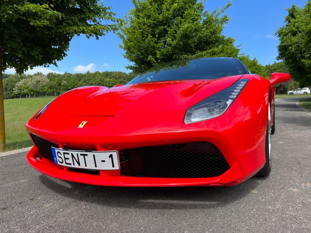 FERRARI 488 GTB