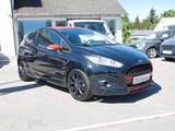 Ford Fiesta Sport Black Edition Sony PDC A1 Garantie - Ford Fiesta: Black