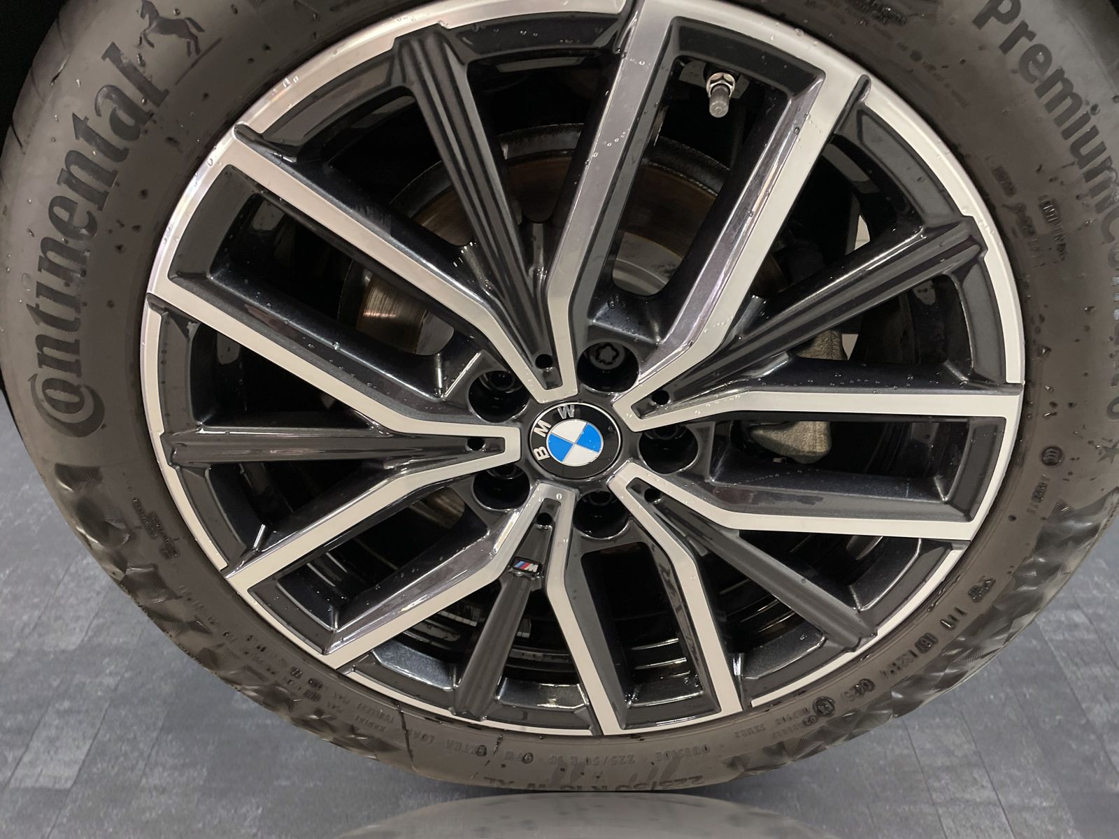 BMW 223 Active Tourer - Bild 14