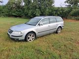 Volkswagen VW Passat 1.9 TDI 3BG - Volkswagen Passat aus 2003: 1.9