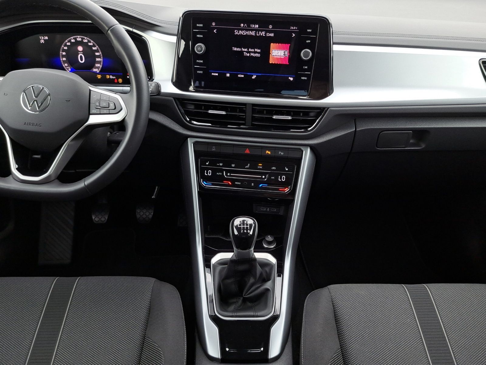 Volkswagen T-Roc - Bild 8