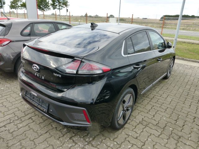 Fahrzeugabbildung Hyundai IONIQ  Premium  Hybrid (FL)