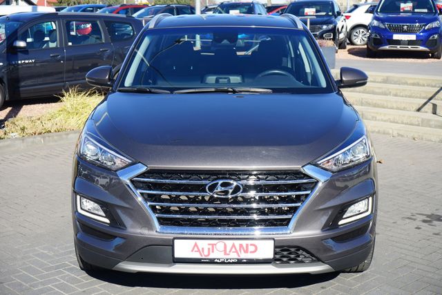 Hyundai Tucson 1.6 Advantage 2WD Sitzheizung Navi Kamera