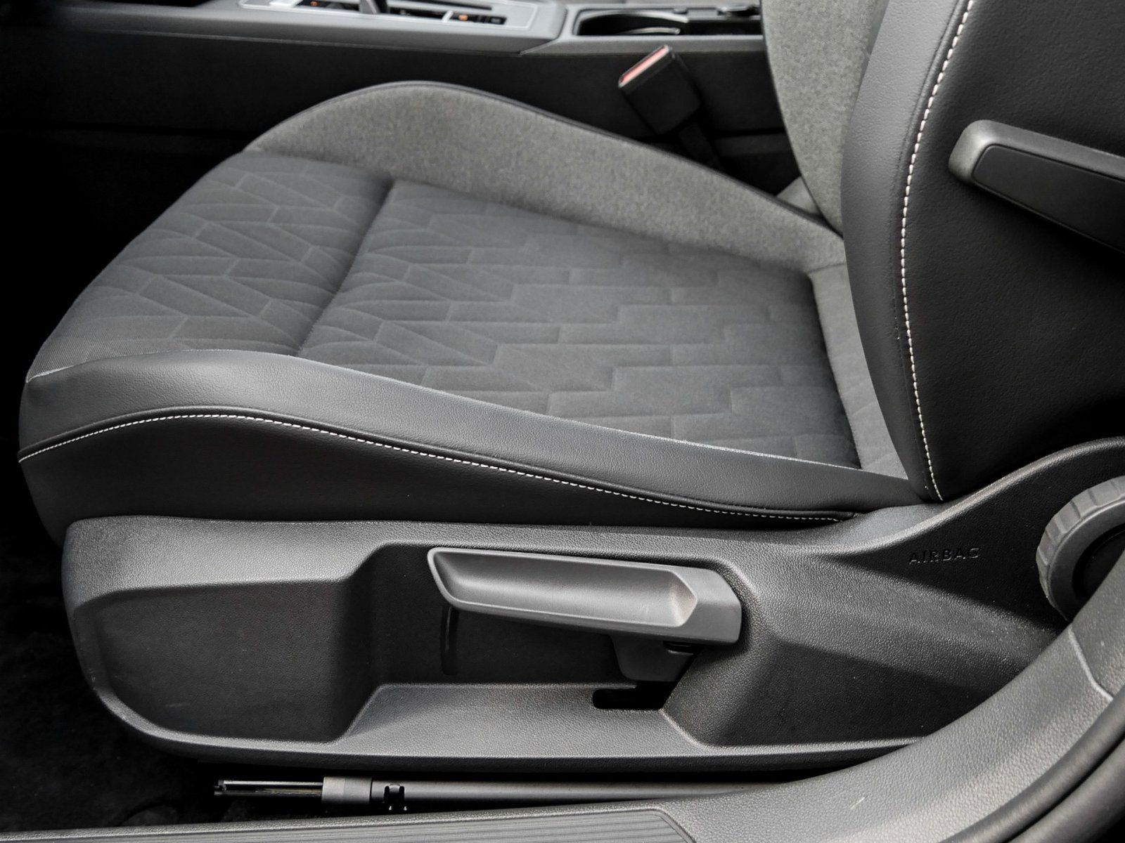 Volkswagen Golf - Bild 16