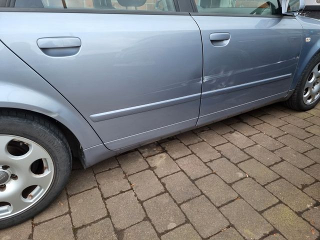 Audi A4 1.8 T multitronic*TÜV/AU NEU* Bild 22