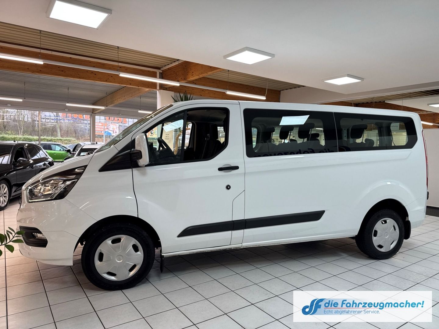 Fahrzeugabbildung Ford Transit Custom Tourneo Kombi 320 L2 Trend Dyn. K