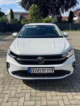 Volkswagen Taigo 1.0 TSI  81 kW DSG Life  AHK, Matrix LED - VW Taigo von privat
