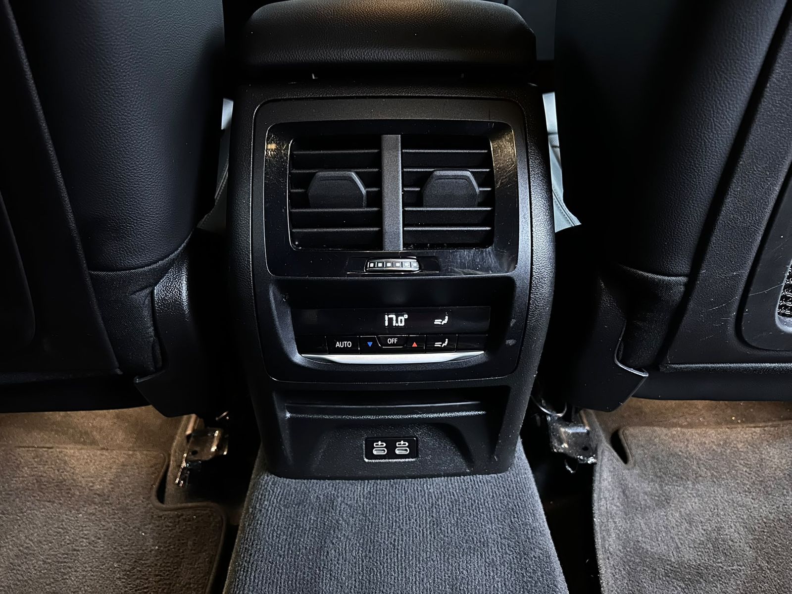 Fahrzeugabbildung BMW X4 xDr M Sport SHADO+LEDER+LED+NAVI+KAMER+TEMP+