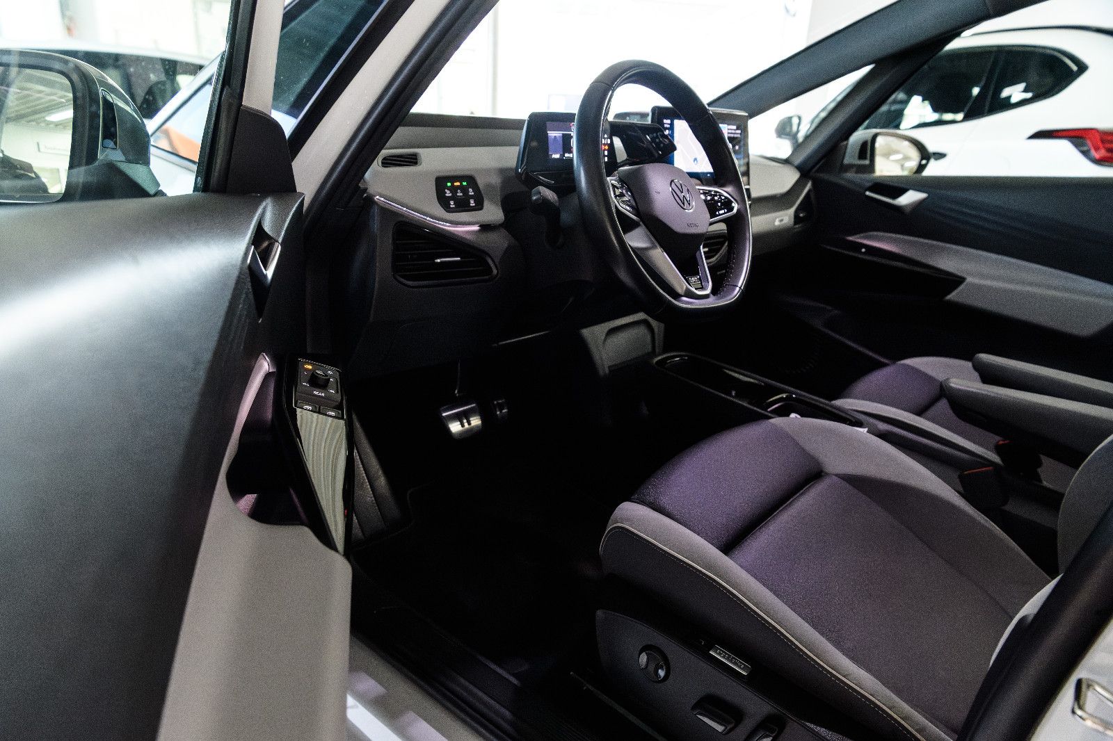 Fahrzeugabbildung Volkswagen ID.3 Pro Performance 150 kW*LED+SHZ+PANORAMA+NAV