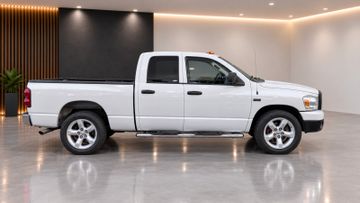 Dodge RAM - 4