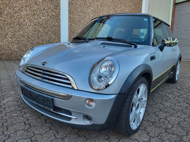 MINI Cooper COOPER Navigation Sport