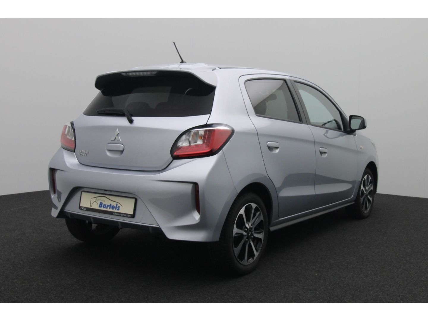 Fahrzeugabbildung Mitsubishi Space Star 1.2 Select+ Kamera  AppleCP DAB SHZ