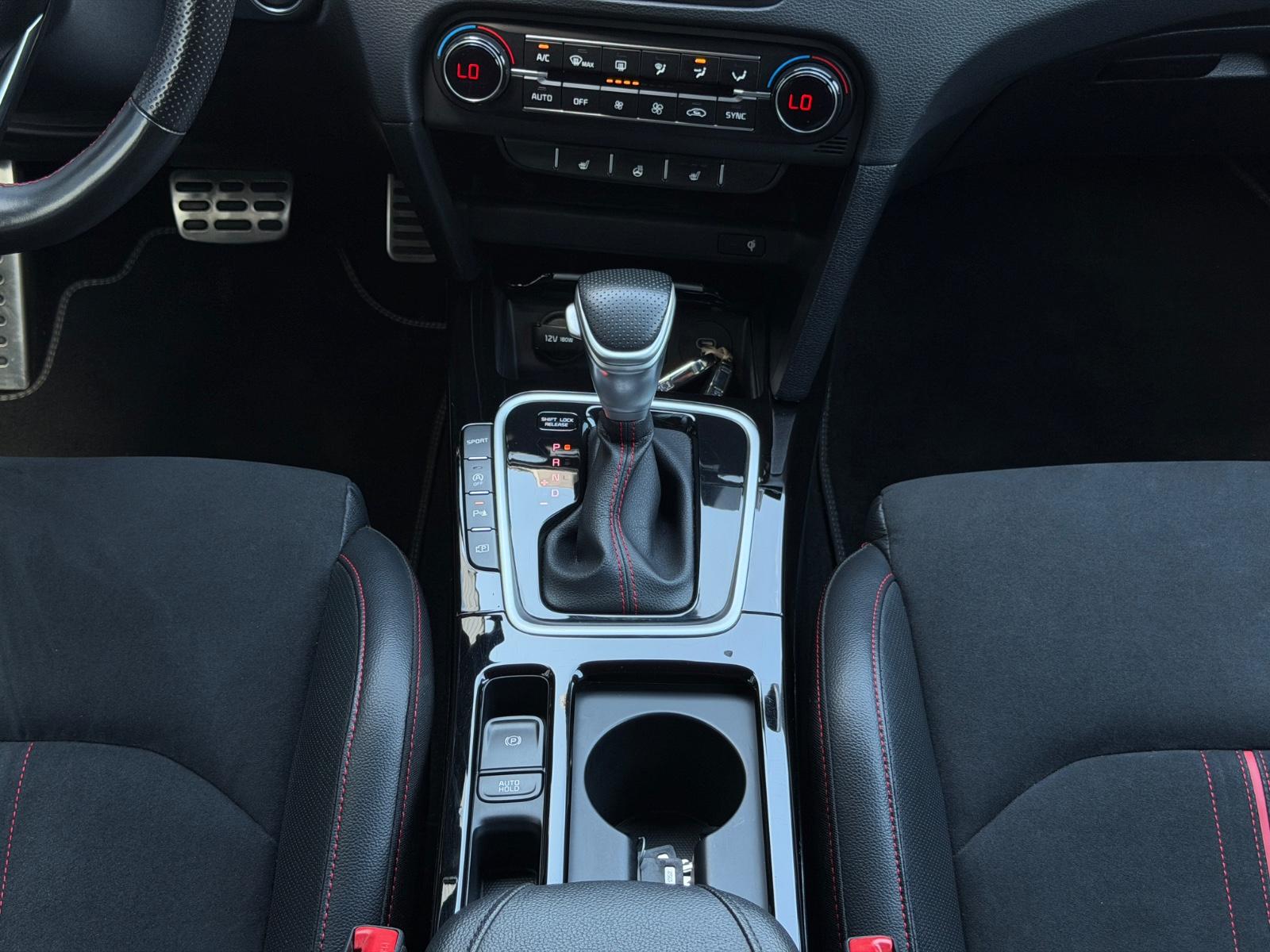 Kia Ceed GT/Automatik/LED/JBL/AHK/Alcantara/47700km