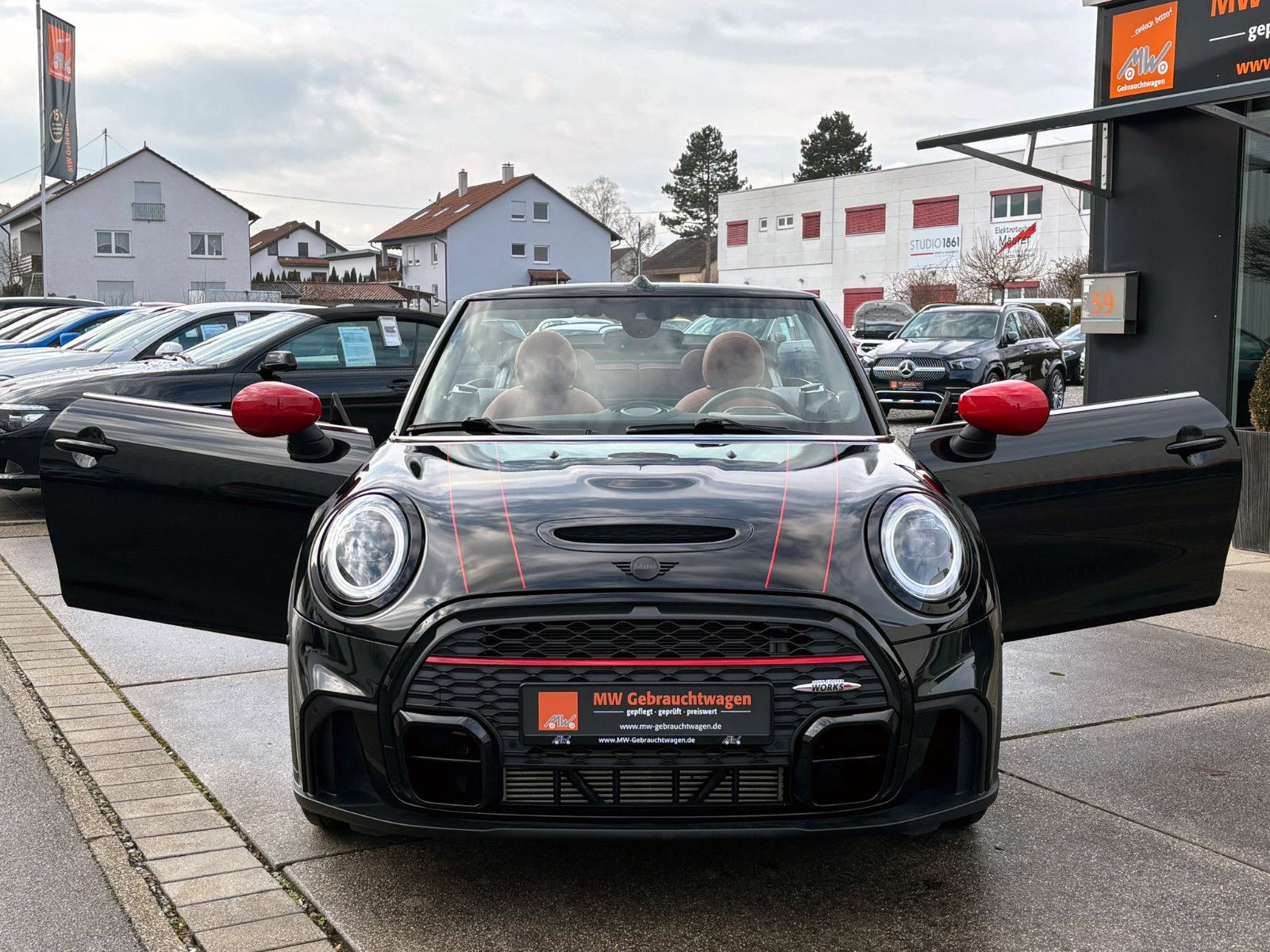Fahrzeugabbildung MINI John Cooper Works Cabrio ACC LED KAM PDC H&K HUD