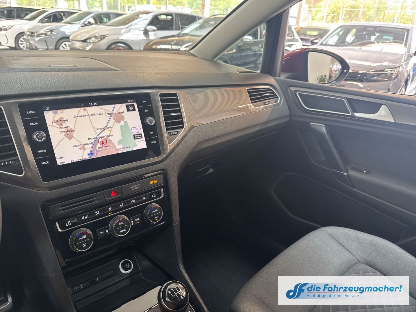 Fahrzeugabbildung Volkswagen Golf Sportsvan VII Join Navi Dyn. Kurvenlicht AC