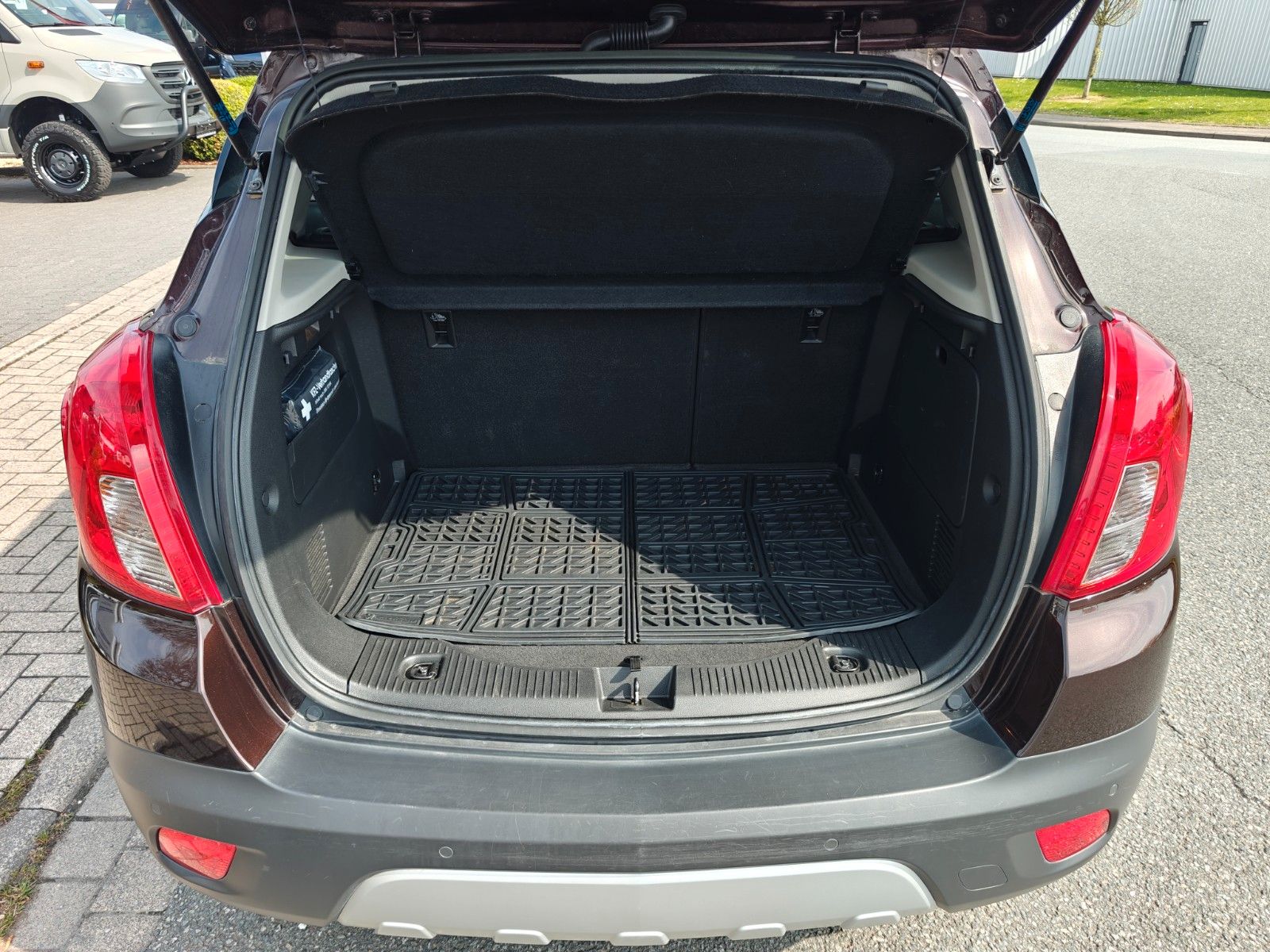 Fahrzeugabbildung Opel Mokka Innovation - Navi, Kamera, SHZ, LHZ, 4S -
