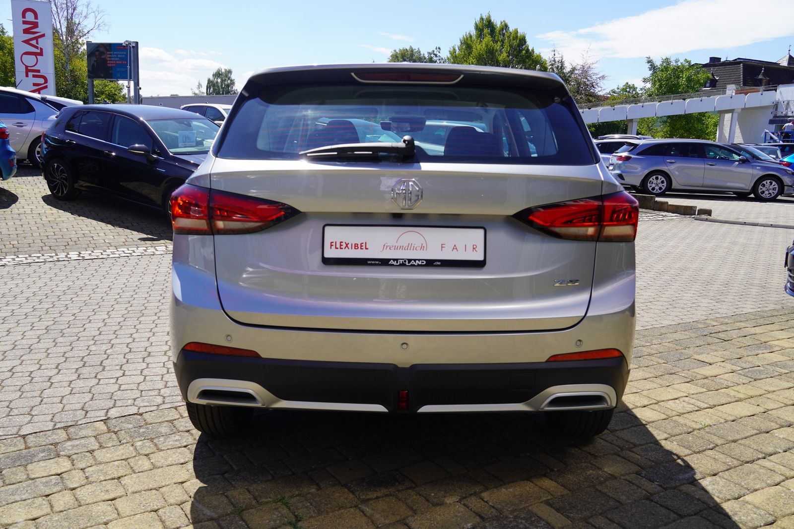MG ZS