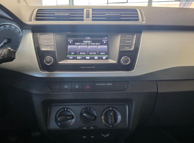 SKODA Fabia — Foto 18